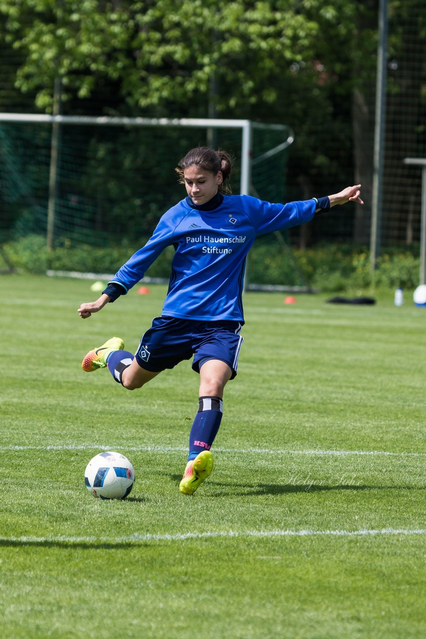 Bild 145 - wBJ HSV - VfL Wolfsburg : Ergebnis: 4:1